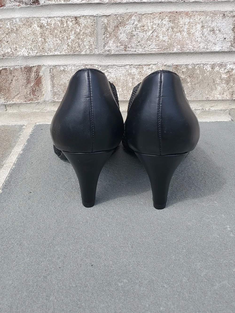comfortview women's US 7.5 fold mid black